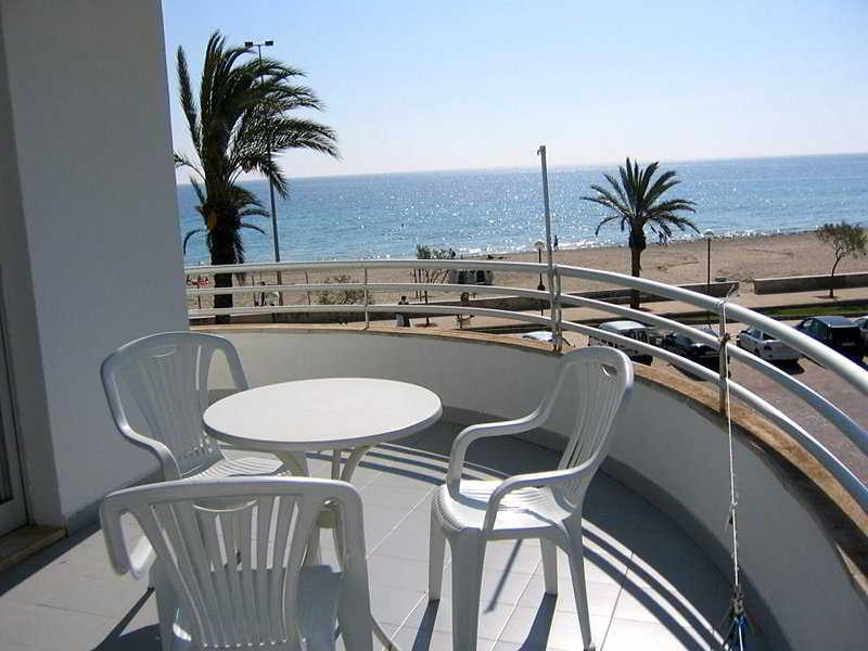 קאלה מילור Morito Beach Apts מראה חיצוני תמונה