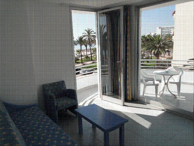 קאלה מילור Morito Beach Apts מראה חיצוני תמונה